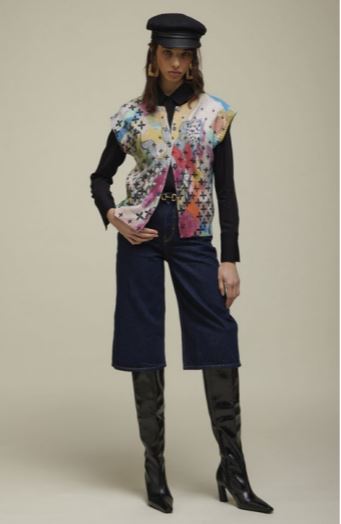 Jei's Crewneck Vest with Double Buttoning B115