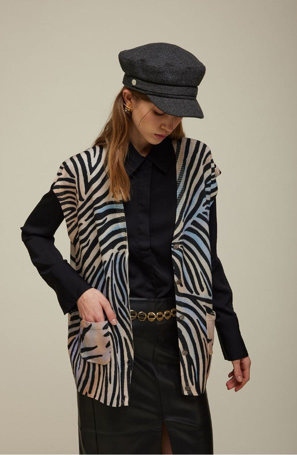 Jei's V Neck Vest with Buttons B145