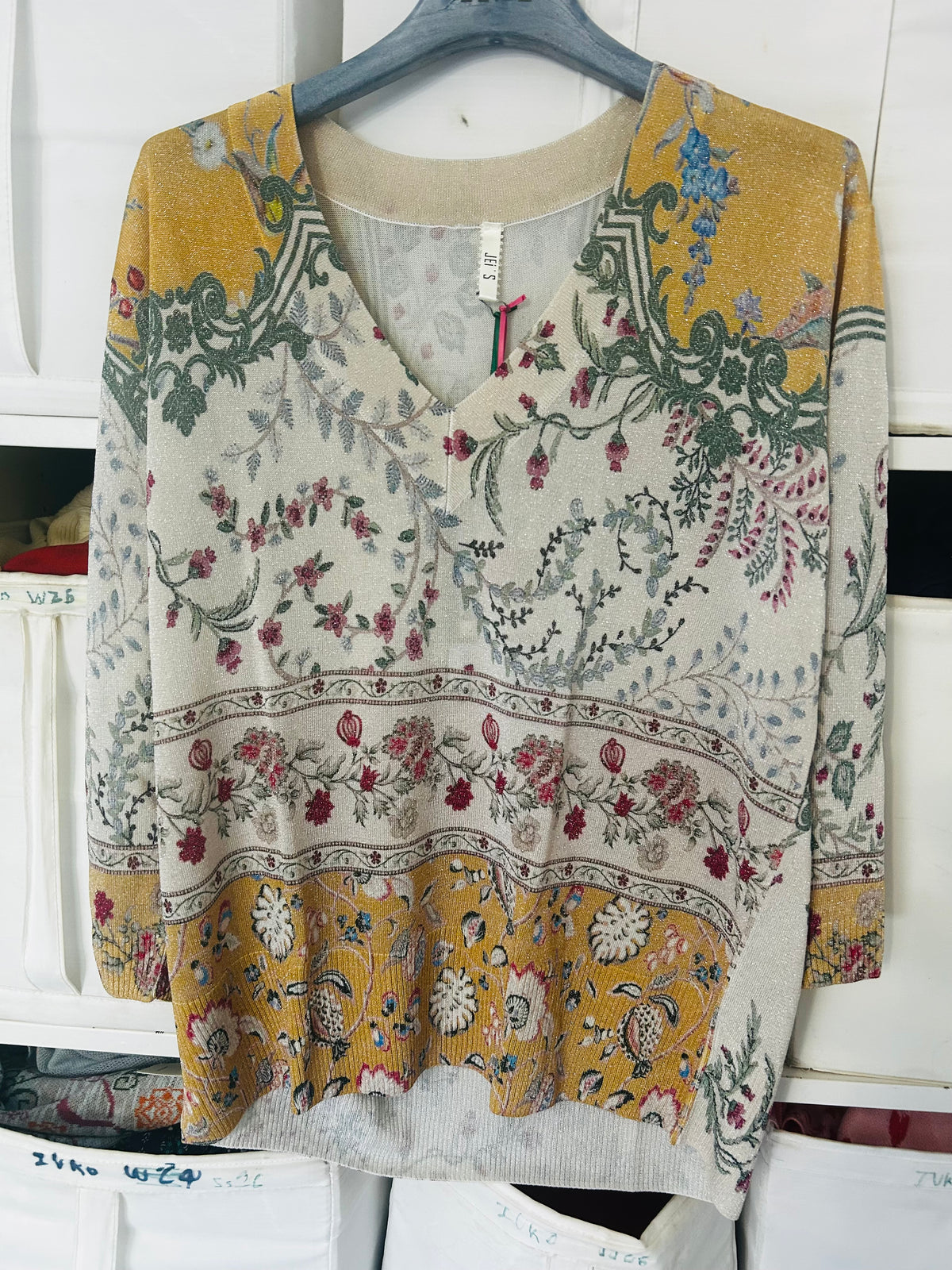 Jei's C314 Wallpaper Pattern Oversized V-Neck 3/4-Sleeve Sweater