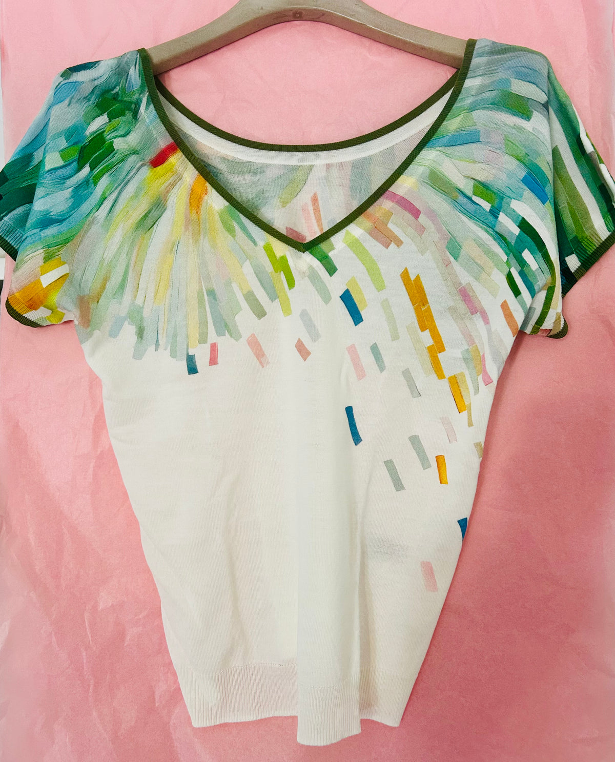 Jei's C265 Painting Pattern Short-Sleeve V-Neck Top