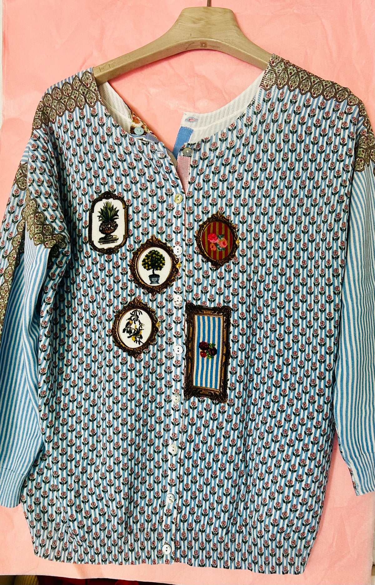 Jei's C104 Country Print Cardigan Double Use Twin Set
