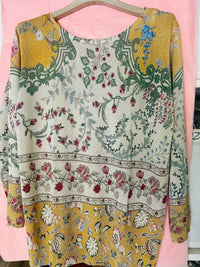 Jei's C311 Wallpaper Crew Neck Top