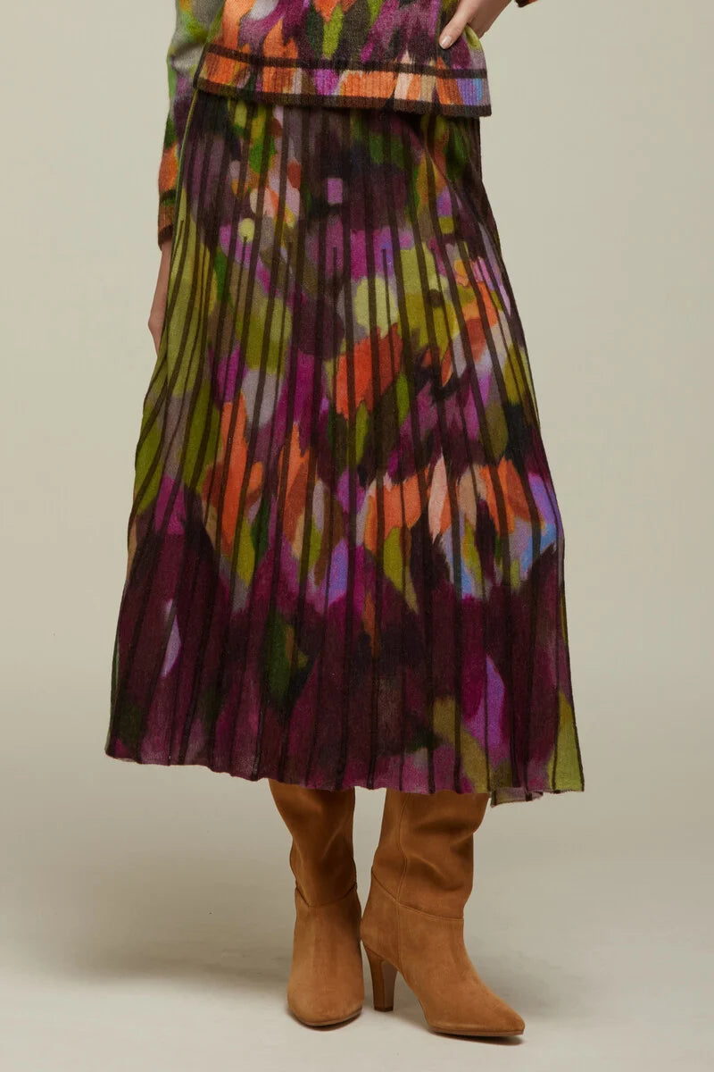 Jei's Long Pleated Skirt B184