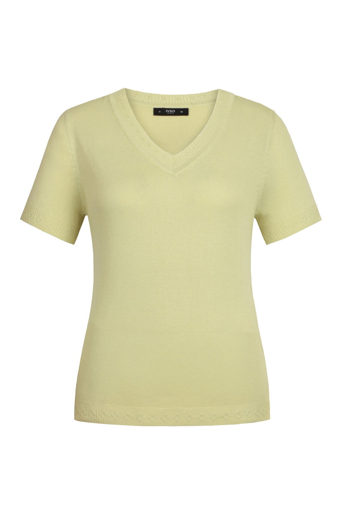 Pullover V-Neck Pastel Green Wash