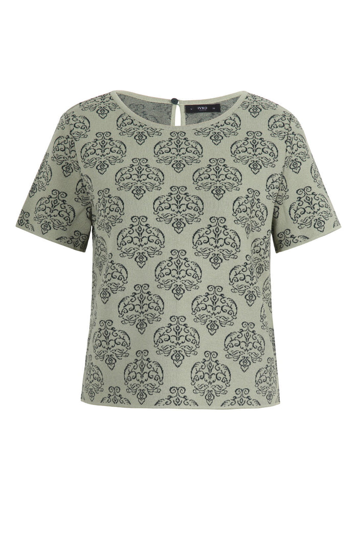 O-Neck Pullover with Short Sleeves, Ornament Pattern